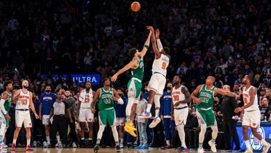 Barrett measures out a 3-pointer giving the NY Knicks a 108-105 comeback victory over the Boston Celtics
