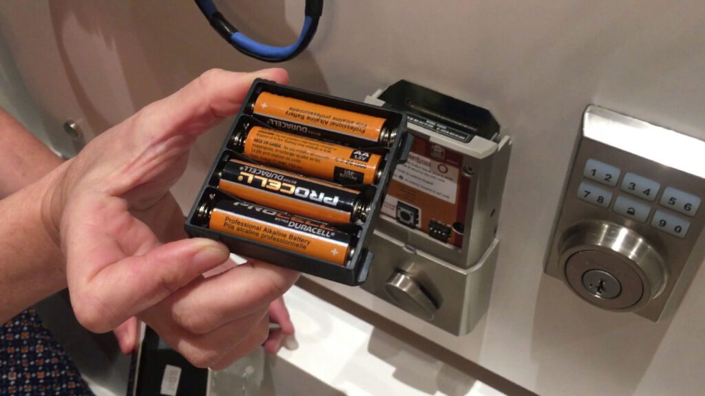 What Happens if Smart Lock Battery Dies
